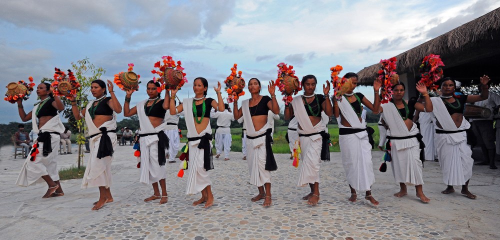 Tharu Tribal Dance (3)